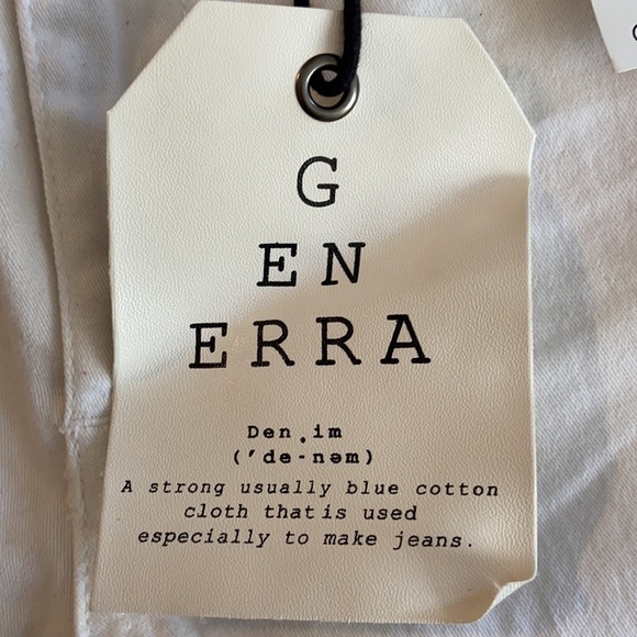 Generra NWT Junior Size 9 White Mid Rise Skinny Stretchy Jeans: 4228 - Picture 4 of 10